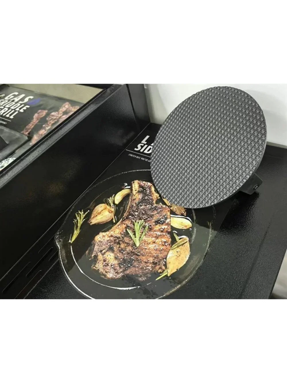 Heavy-Duty Cast Iron Burger Press Set - Round & Rectangle for Grilling & BBQ